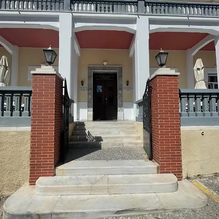 Hotel Tinion 3*